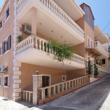 Dias Ground Floor Apartment Аргостоліон Екстер'єр фото